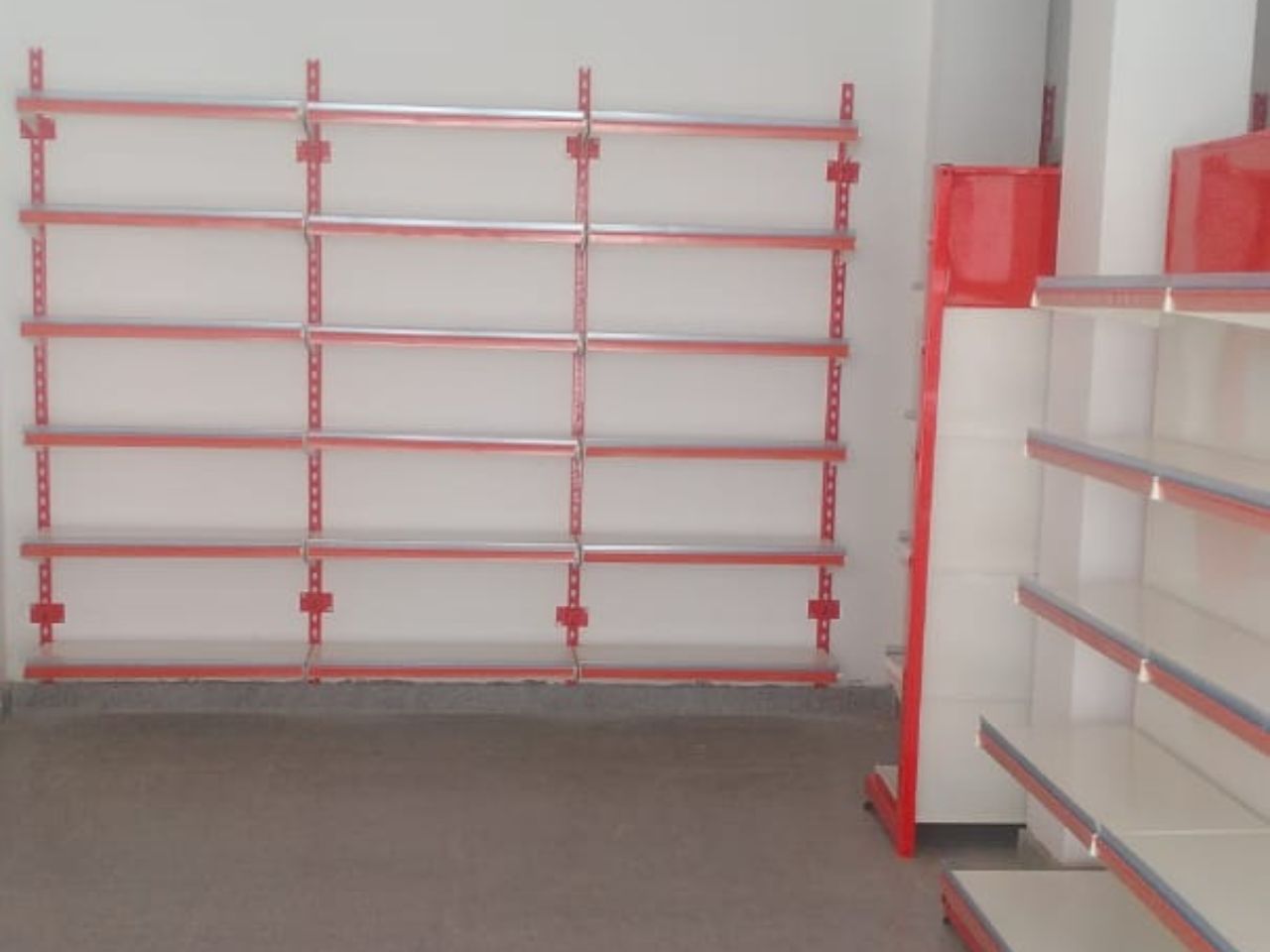 125011373_display racks (21).jpg